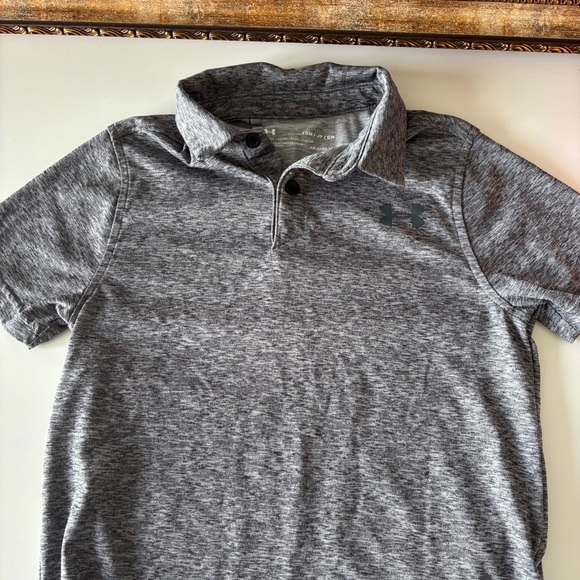 Under Armer Kids Gray Polo Size Small - Picture 2 of 6